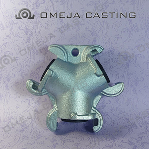 Conexi&oacute;n triple de acero al carbono